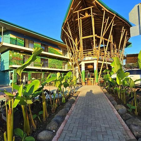 Bonding Coffee Roaster Cafe & Hotel Quepos Exterior photo